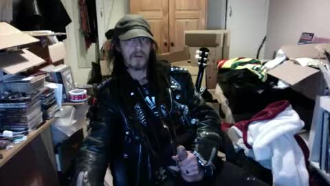 seasidesteve71 online show from 04-27-26, 01:36