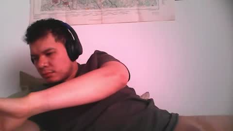Snapshot of seb5759 chatting on 06-20-26, 06:33 seb5759 online show from 06-20-26, 06:33