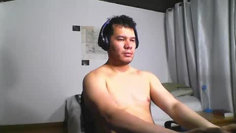 Snapshot of seb5759 chatting on 06-26-26, 05:23 seb5759 online show from 06-26-26, 05:23