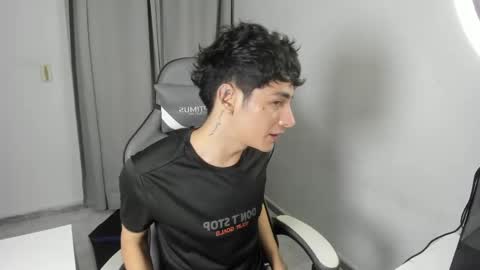 sebastian online show from 04-30-26, 12:06