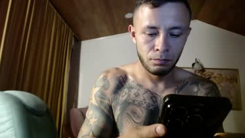 Snapshot of sebastian_025 chatting on 08-01-26, 06:23 Sebastian online show from 08-01-26, 06:23