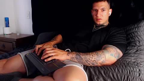 Sebastian online show from 04-15-26, 09:26