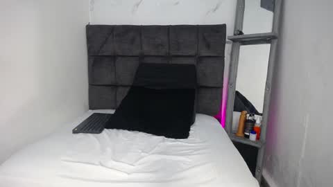 Snapshot of sebastian_n_alinson chatting on 12-02-24, 03:15 sebastian n alinson online show from 12-02-24, 03:15