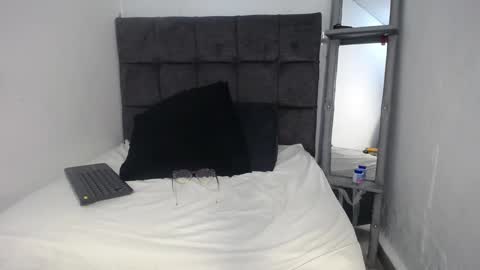 Snapshot of sebastian_n_alinson chatting on 12-07-24, 12:08 sebastian n alinson online show from 12-07-24, 12:08