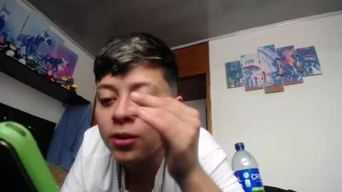 Snapshot of sebastian_posse chatting on 05-20-26, 06:14 Myystiic online show from 05-20-26, 06:14