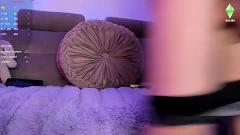     .  INDEPENDENT MODEL online show from 03-18-26, 02:42