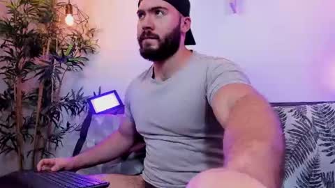 Snapshot of sebastianvilla__ chatting on 06-24-26, 11:04 Instagram jeanpaulfit online show from 06-24-26, 11:04