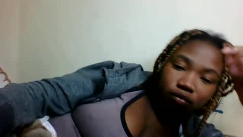 secil3274 online show from 06-17-26, 12:50