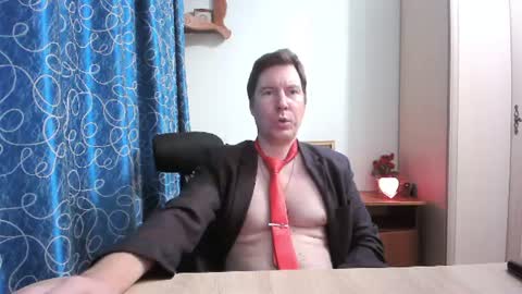Snapshot of secret_lover_xxx chatting on 07-13-26, 01:47 Secret lover XXX online show from 07-13-26, 01:47