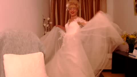 Snapshot of secretrosemary chatting on 07-15-26, 06:35 SecretRosemary online show from 07-15-26, 06:35