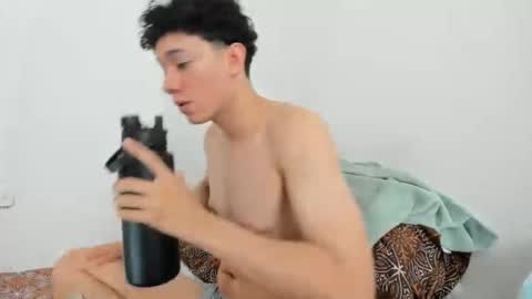 Sebas online show from 06-22-26, 06:38