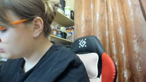 Snapshot of seductive_she_wolf chatting on 04-20-26, 06:53 seductive_she_wolf online show from 04-20-26, 06:53