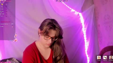 Snapshot of seductive_she_wolf chatting on 06-11-26, 05:05 seductive_she_wolf online show from 06-11-26, 05:05