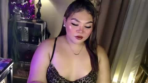 Snapshot of seductivecurvesxxx chatting on 06-24-26, 03:55 Its me Jazzi online show from 06-24-26, 03:55