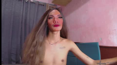 Snapshot of seductivehugecock69 chatting on 04-14-26, 06:08 seductivehugecock69 online show from 04-14-26, 06:08