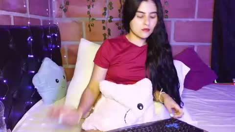 seleena_01 online show from 07-15-26, 11:21