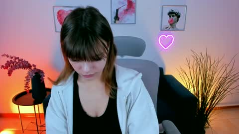 Snapshot of selenadearden chatting on 12-25-24, 01:30 Selena ntmy online show from 12-25-24, 01:30