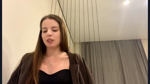 Snapshot of selenazolla chatting on 07-29-26, 09:35 Call me Liza online show from 07-29-26, 09:35