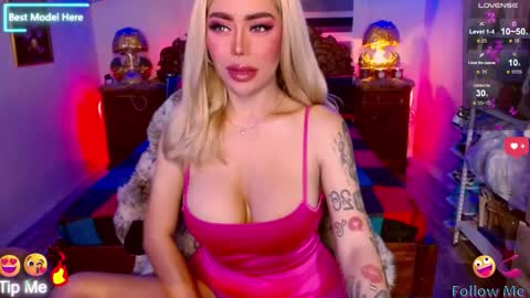 Snapshot of selina_diorxxx chatting on 01-17-26, 03:11 Will You Be My CumDumpster in Real Drink My Milk online show from 01-17-26, 03:11