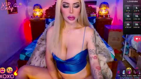 Snapshot of selina_diorxxx chatting on 03-23-26, 05:33 Will You Be My CumDumpster in Real Drink My Milk online show from 03-23-26, 05:33