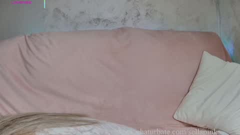 Snapshot of sellapink chatting on 02-04-26, 12:00 My name is Sella and im Bisexual online show from 02-04-26, 12:00