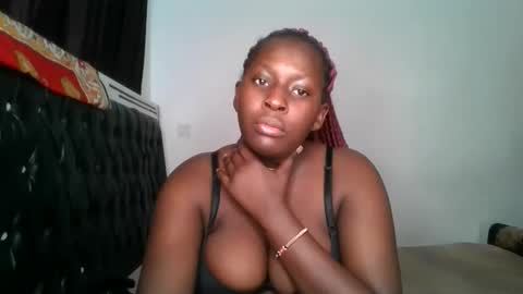 Snapshot of sensual_ria chatting on 06-08-26, 05:08 sensual_ria online show from 06-08-26, 05:08