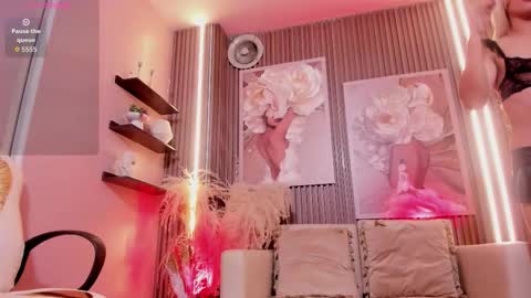 Snapshot of sensual_shanel chatting on 03-20-26, 02:16 sensual_shanel online show from 03-20-26, 02:16