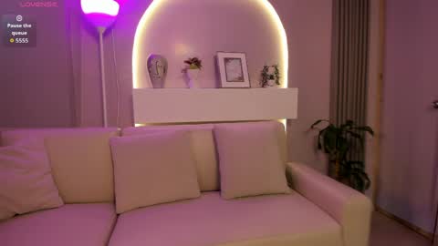 Snapshot of sensual_shanel chatting on 04-02-26, 02:09 sensual_shanel online show from 04-02-26, 02:09