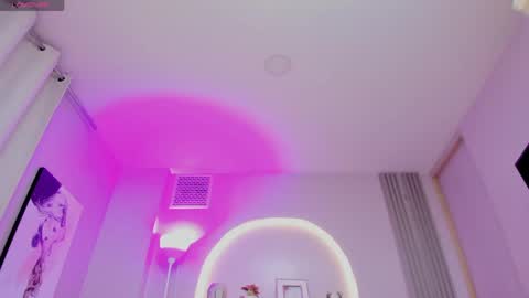 Snapshot of sensual_shanel chatting on 04-12-26, 02:49 sensual_shanel online show from 04-12-26, 02:49