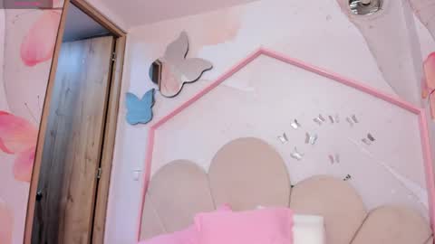 sensual_shanel online show from 05-17-26, 03:37
