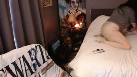 Snapshot of sentfrmheaven chatting on 12-20-25, 02:46 Tara online show from 12-20-25, 02:46