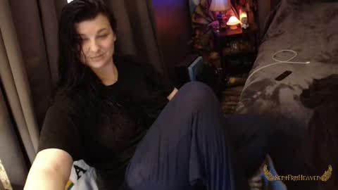 Snapshot of sentfrmheaven chatting on 02-19-26, 01:51 Tara online show from 02-19-26, 01:51