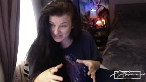 Snapshot of sentfrmheaven chatting on 03-26-26, 01:28 Tara online show from 03-26-26, 01:28