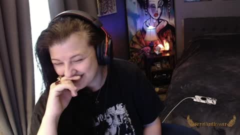 Snapshot of sentfrmheaven chatting on 04-09-26, 01:05 Tara online show from 04-09-26, 01:05