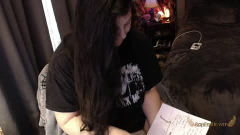 Snapshot of sentfrmheaven chatting on 04-10-26, 12:21 Tara online show from 04-10-26, 12:21