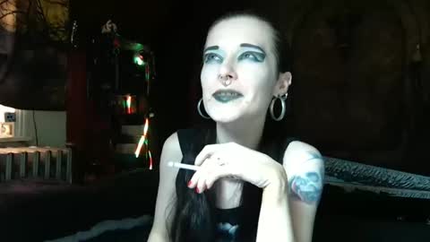 Seraphin Munster online show from 05-21-26, 06:37
