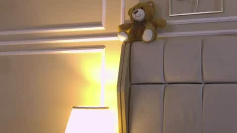 Snapshot of serena_bennet chatting on 06-27-26, 07:46 Serena online show from 06-27-26, 07:46