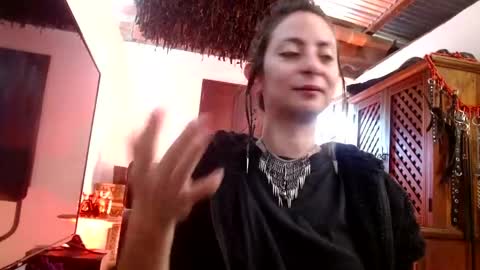 Serena Xyz online show from 05-05-26, 01:41