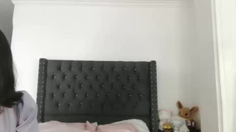 sararoussee online show from 03-04-26, 07:53