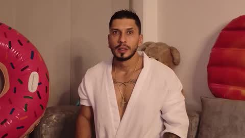 HEY IM SETH online show from 06-11-26, 01:16