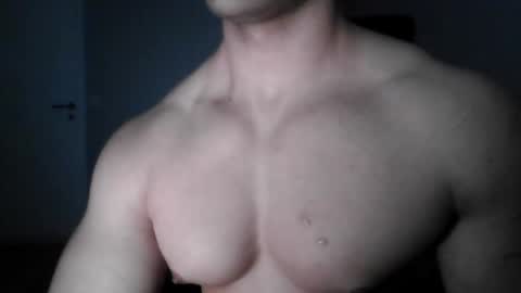 Snapshot of sethir123 chatting on 06-10-26, 07:35 curiousgeorge online show from 06-10-26, 07:35