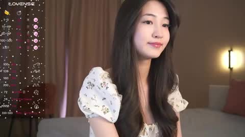 Snapshot of seulbi chatting on 05-18-26, 01:17 Sana online show from 05-18-26, 01:17