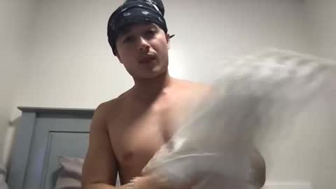 Snapshot of seveninchsteve_ chatting on 03-10-26, 01:43 seveninchsteve_ online show from 03-10-26, 01:43