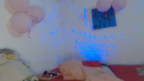 Karol y antony online show from 11-19-25, 02:11