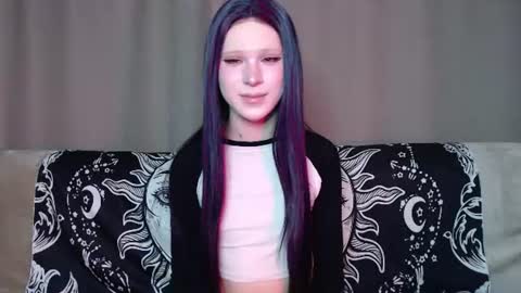 Snapshot of sexpired_princess chatting on 06-18-26, 08:58 Nextdoor Princess online show from 06-18-26, 08:58