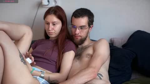 NIKKI KATE LIZA AND BOYS online show from 07-10-26, 06:32