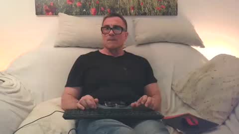 Sexurbation online show from 04-15-26, 08:09