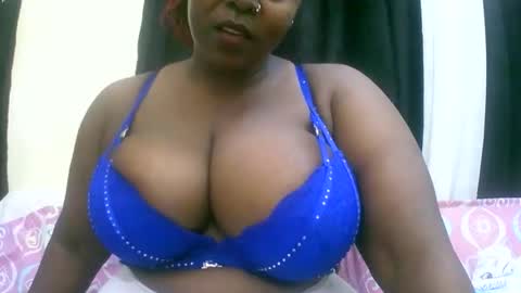 Snapshot of sexxi_ebony chatting on 05-10-26, 09:47 sexxi_ebony online show from 05-10-26, 09:47