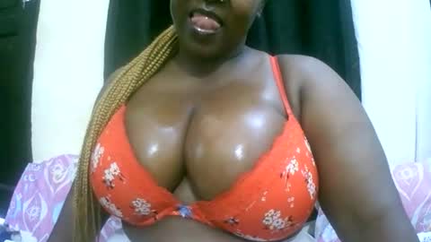 Snapshot of sexxi_ebony chatting on 05-28-26, 04:43 sexxi_ebony online show from 05-28-26, 04:43