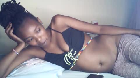 sexxy_curvy23 online show from 05-13-26, 06:11